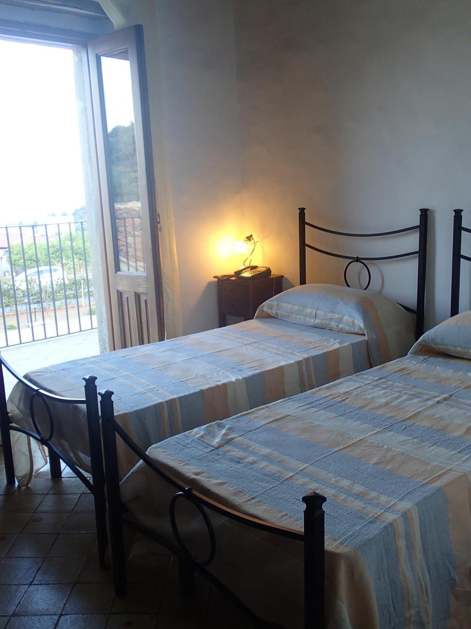 Patitiri Guest House Santa Teresa Di Riva Room photo